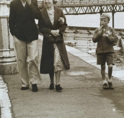 Richard with wife Violet and young son Charlie